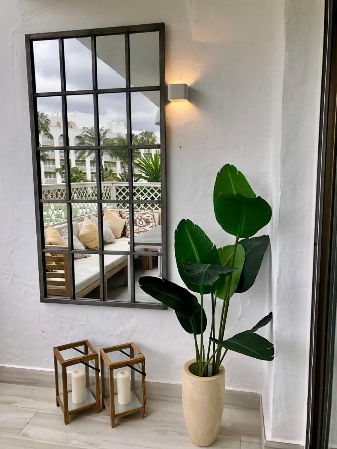 Luxury Apartment In La Isla, Walking Distance To Puerto Banus 马尔韦利亚 外观 照片