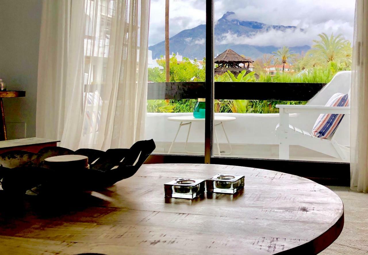 Luxury Apartment In La Isla, Walking Distance To Puerto Banus 马尔韦利亚 外观 照片